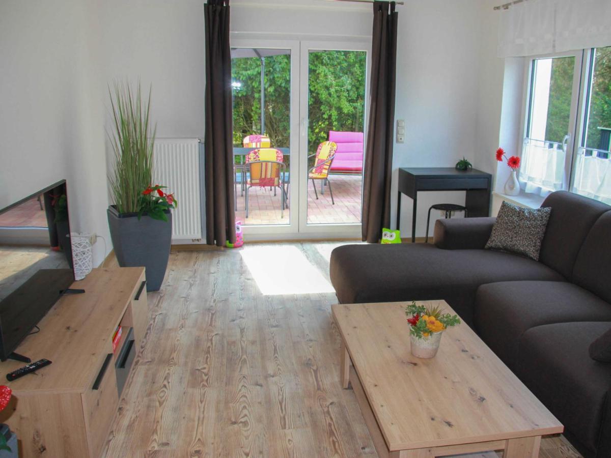 Ferienwohnung Am Alten Gutshaus Nossentiner Huette Экстерьер фото